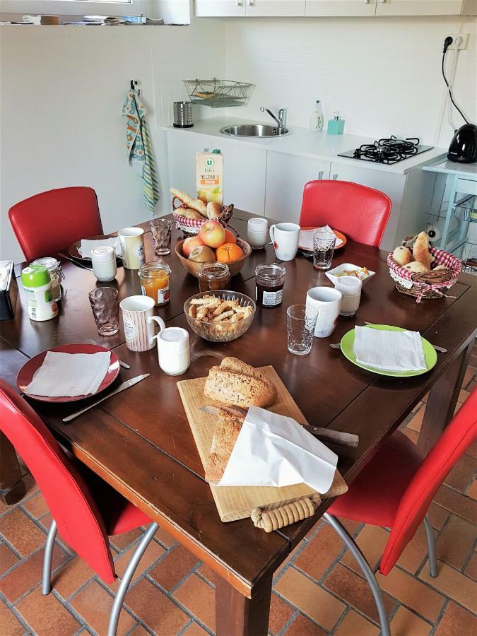 Le Domaine Des Pres Hotel Lachambre Kültér fotó